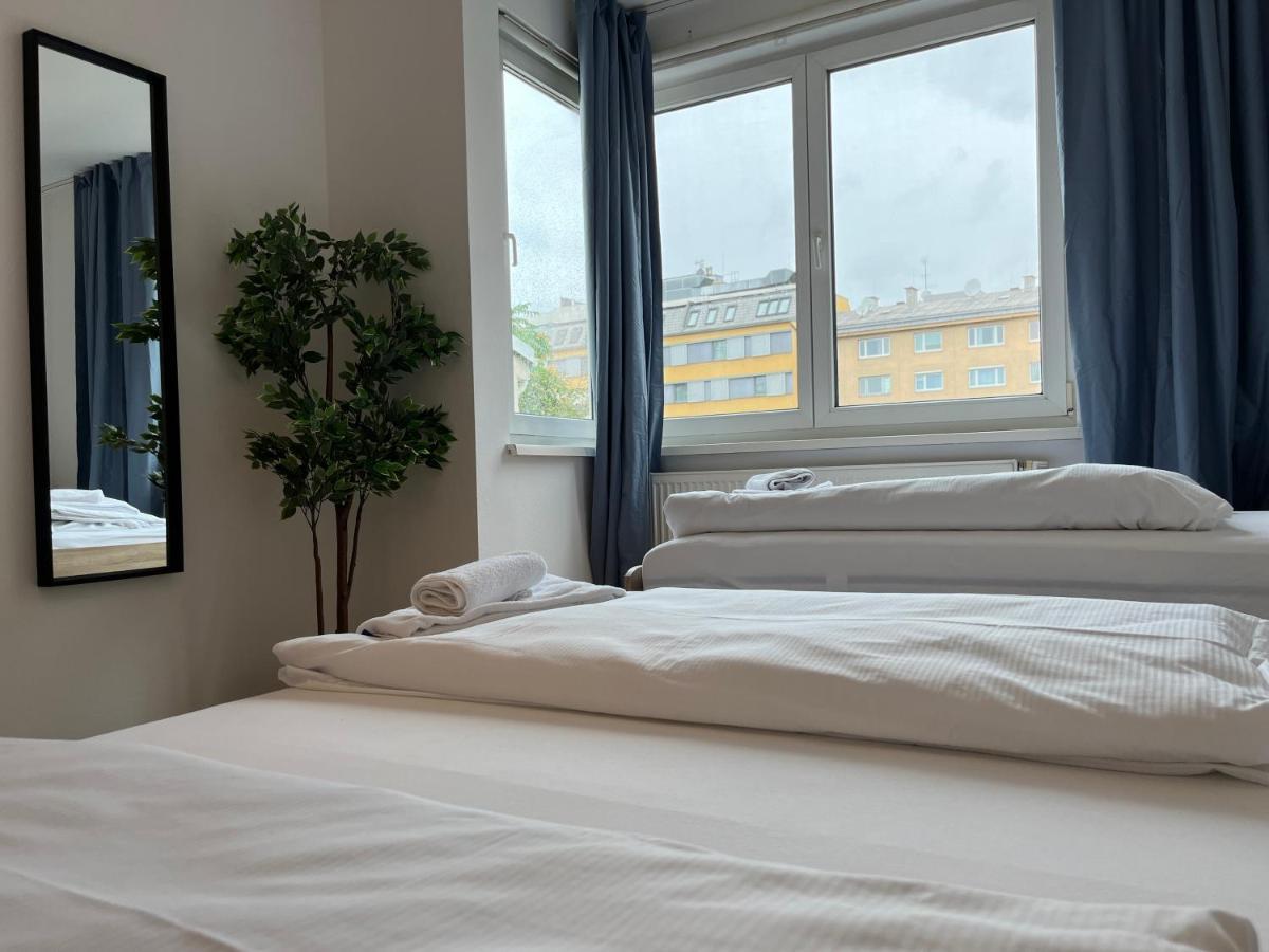 비엔나 Cool Schonbrunn Apt 2Br 아파트 외부 사진