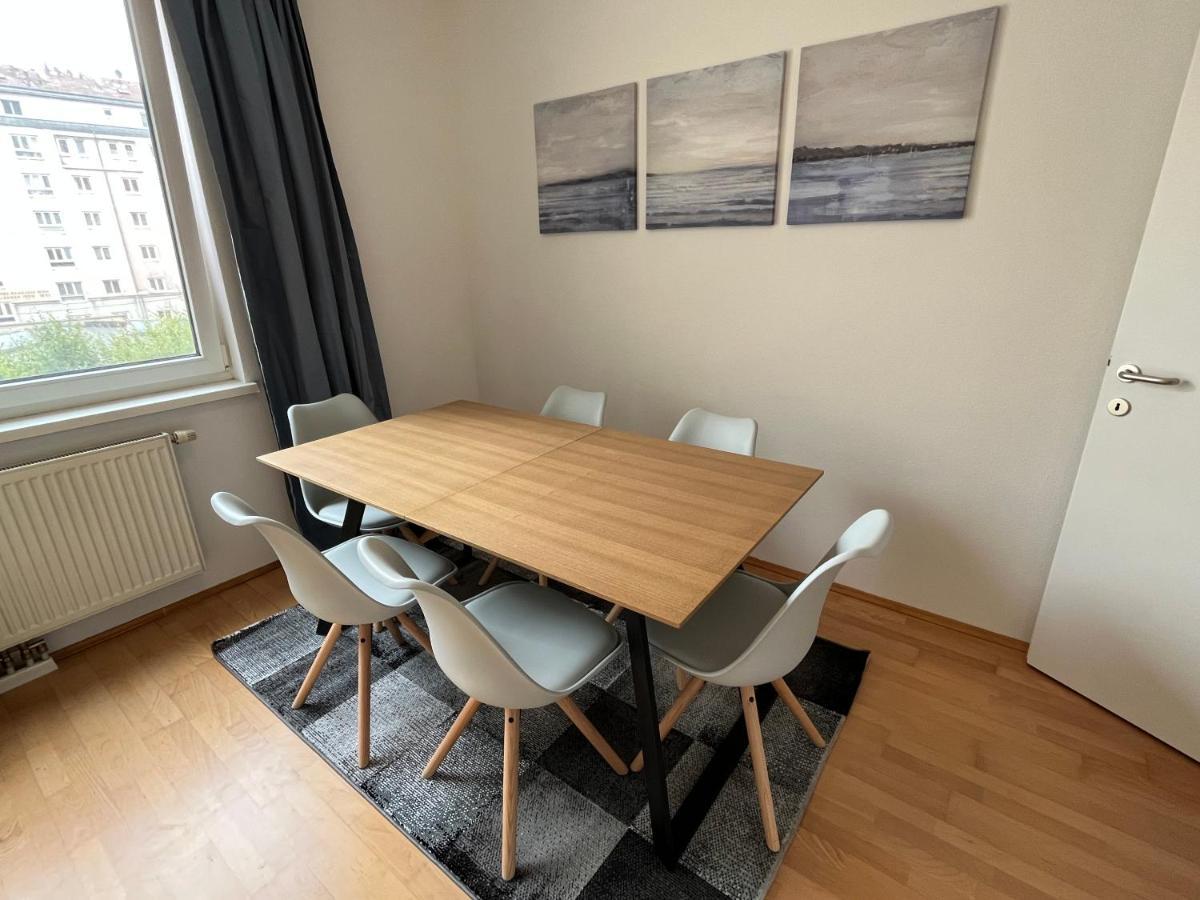 비엔나 Cool Schonbrunn Apt 2Br 아파트 외부 사진